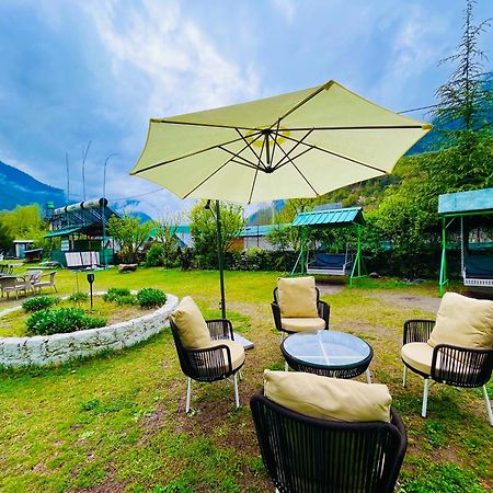Himalayan Fort Resort, Manali - ! Riverside Property !! Big Lawn With Bonfire !! Best Selling !! Scenic River & Mountais View !! Big Parking !! Luxury Balcony Rooms !! Playing Zone !! Property Of The Year ! M 98160-43600 ภายนอก รูปภาพ