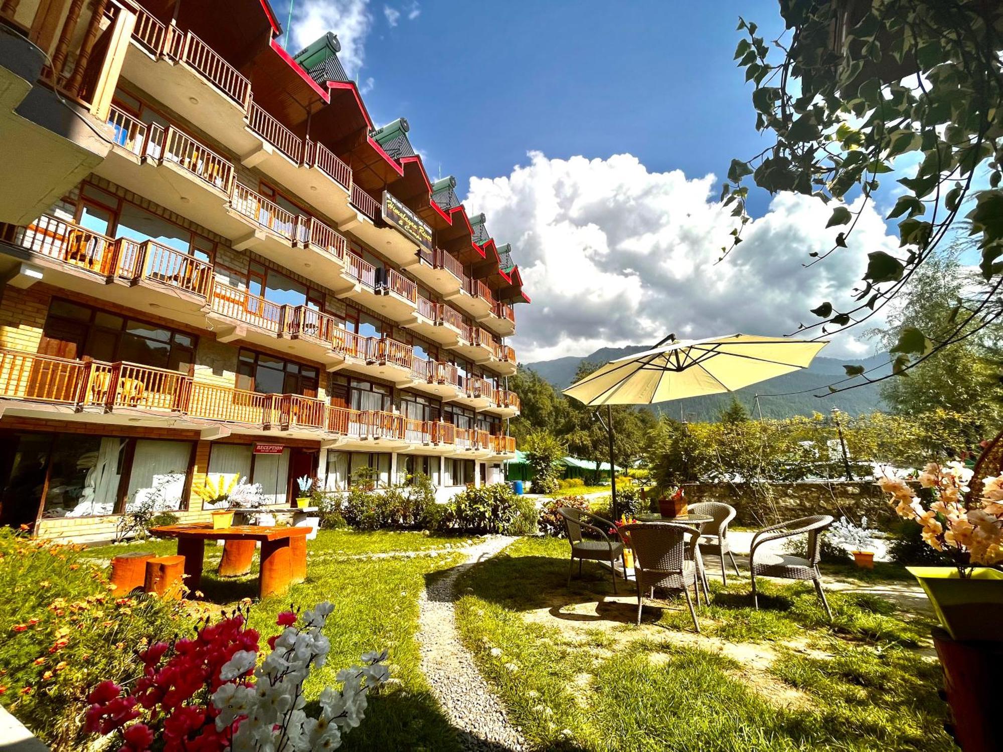 Himalayan Fort Resort, Manali - ! Riverside Property !! Big Lawn With Bonfire !! Best Selling !! Scenic River & Mountais View !! Big Parking !! Luxury Balcony Rooms !! Playing Zone !! Property Of The Year ! M 98160-43600 ภายนอก รูปภาพ